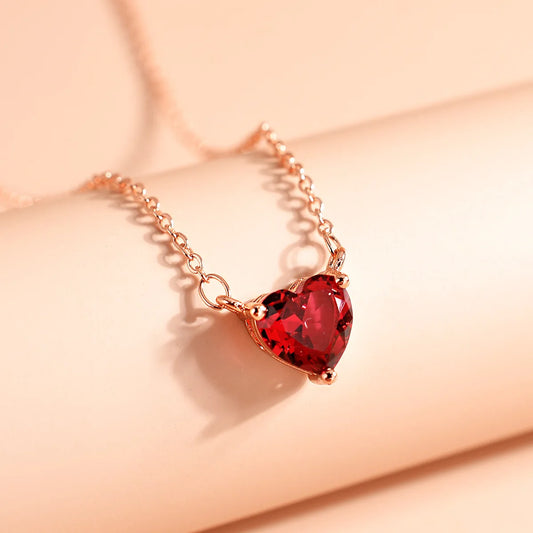 Exquisite Red Heart Pendant Necklace Cubic Zirconia Crystal Chain Necklace for Women Short Necklace Charm Jewelry Gifts