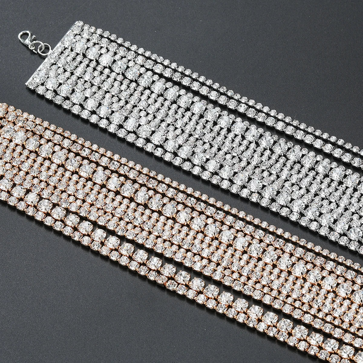 Luxury Superflash White Crystal Chokers Necklaces for Women Multilayer Claw Chain Rhinestone Necklaces Statements Jewelry Gift