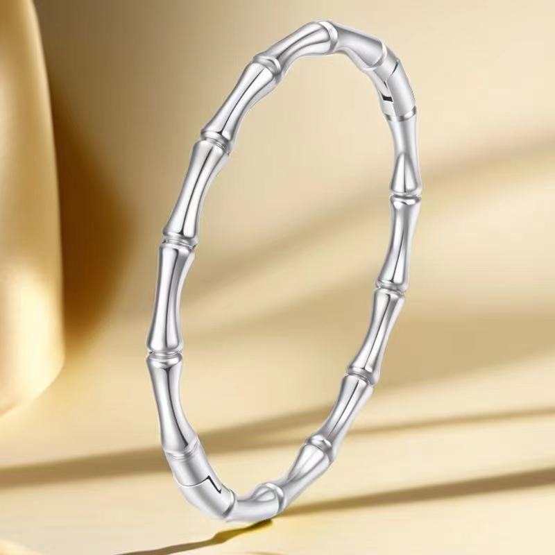 Stainless steel titanium steel bracelet for women non fading electroplated buckle jewelry for women
