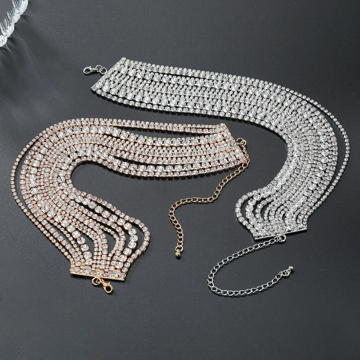 Luxury Superflash White Crystal Chokers Necklaces for Women Multilayer Claw Chain Rhinestone Necklaces Statements Jewelry Gift