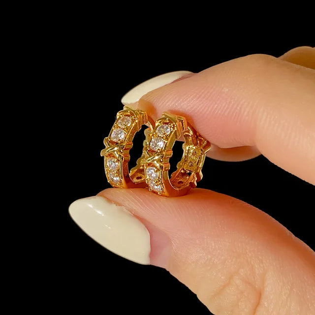 Vintage CC Design Hoop Earrings for Women Korean Fashion X Cross Zircon Earring Engagement Jewelry Gift